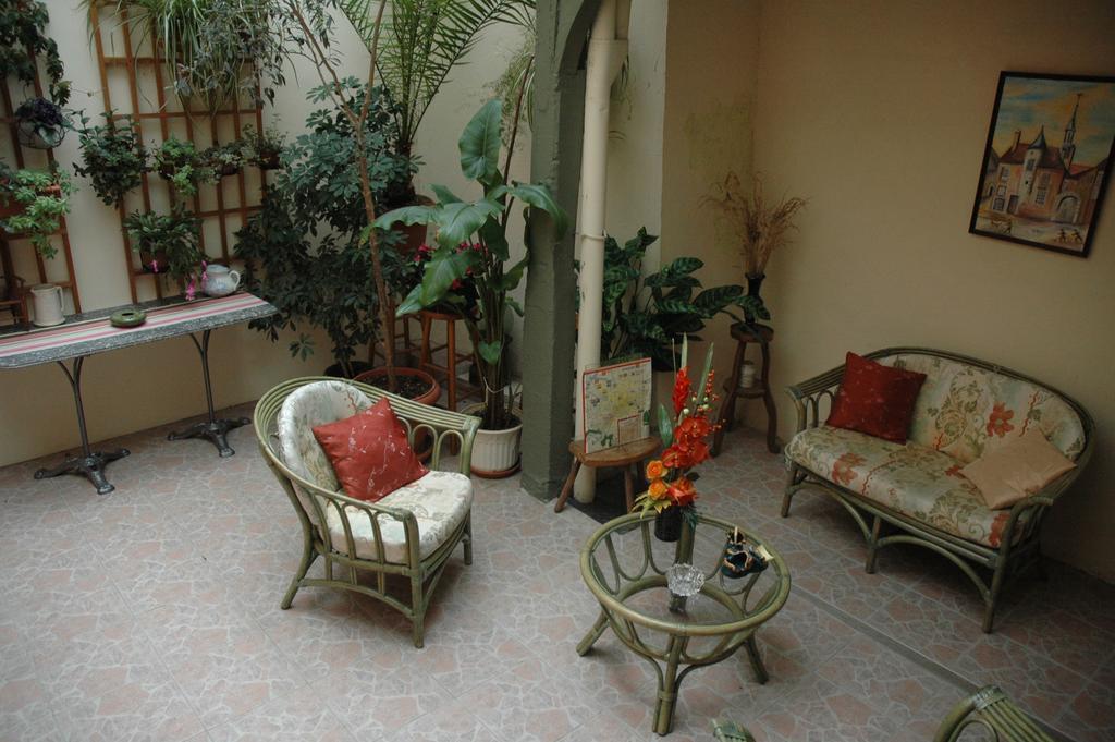 Au Bel Air Bed & Breakfast อาวาลง ภายนอก รูปภาพ